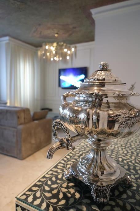 Ab Residences -Cihangir Luxury Antique Apartment イスタンブール エクステリア 写真