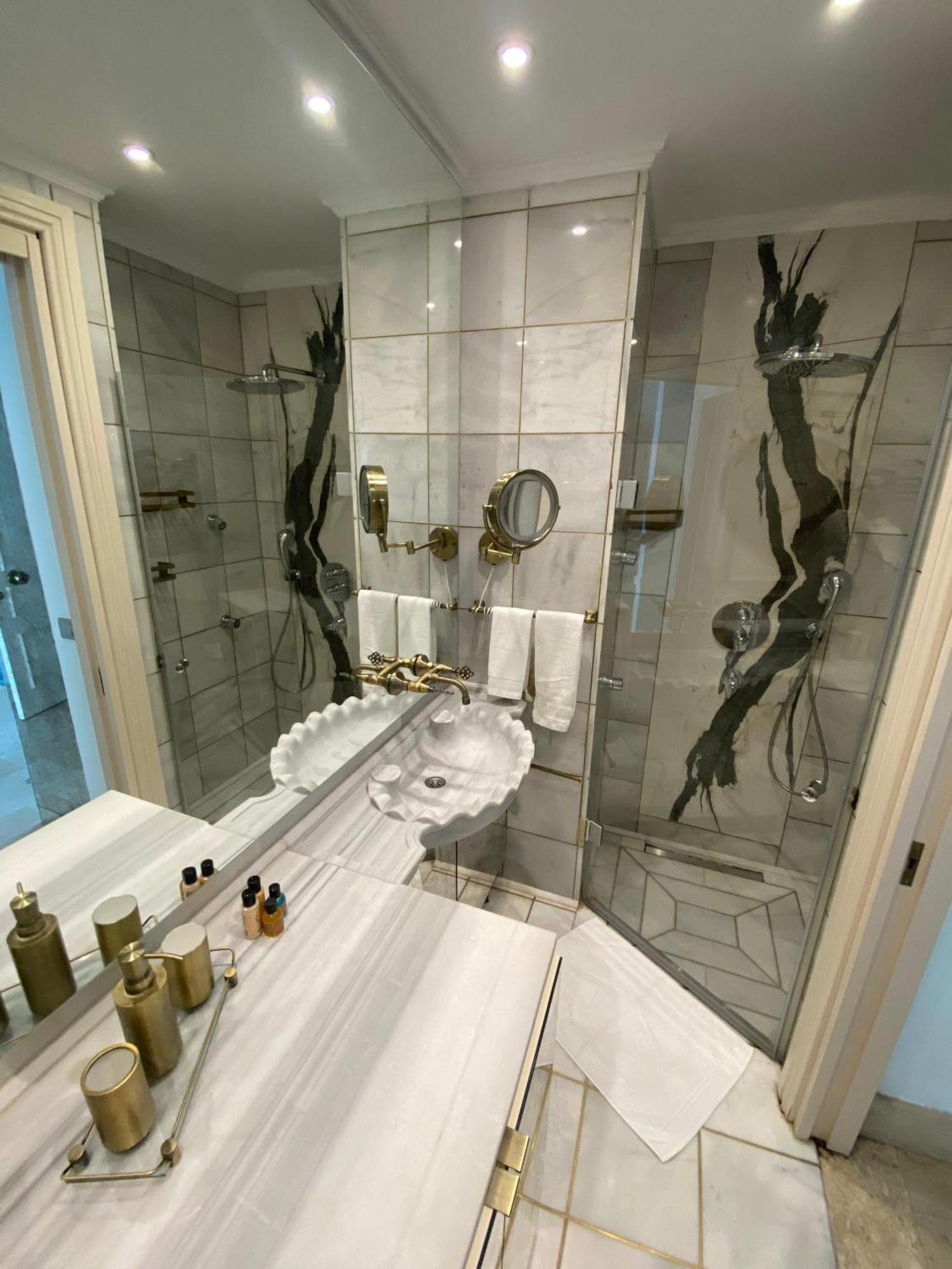 Ab Residences -Cihangir Luxury Antique Apartment イスタンブール エクステリア 写真